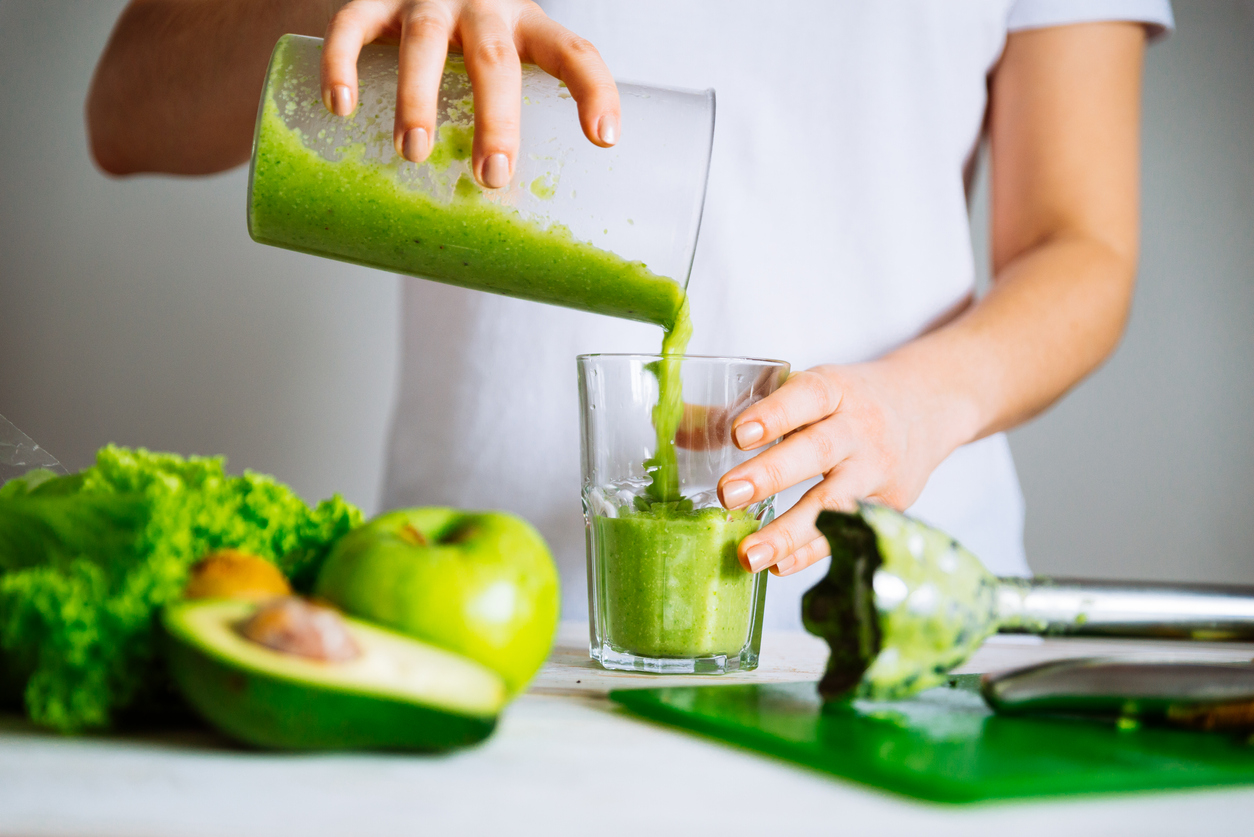 6 Benefits of Drinking Green Juice